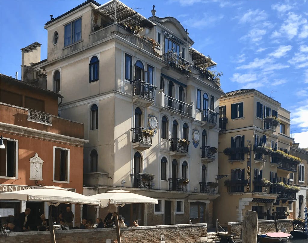 Quiet Dorsoduro Neighborhood